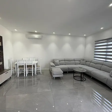 Holliday Villa