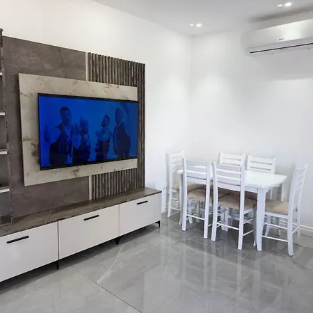 Villa Holliday *